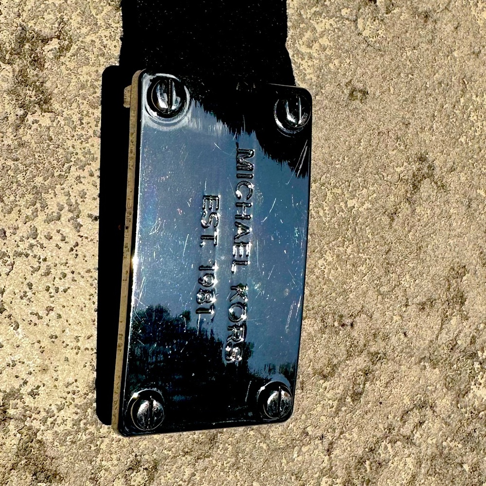 Michael Kors black stretch belt. Elastic black belt..